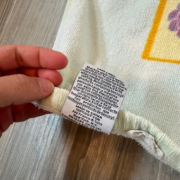 Yo Gabba Gabba Beach Towel - Picture 4 of 6